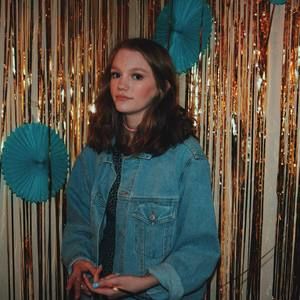 Meet your Posher, Zoe